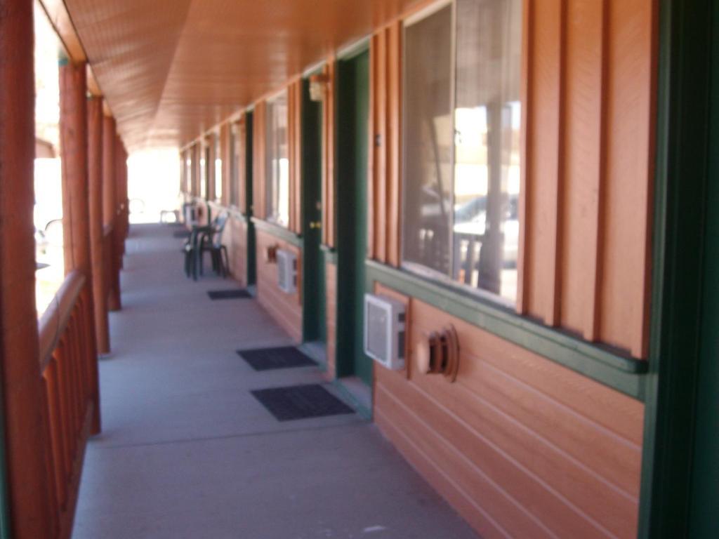 Western Motel Ranchester Exterior foto
